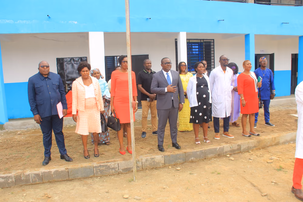 Les bâtiments du campus de Bwang, où l'équipe pédagogique et administrative est rassemblée.